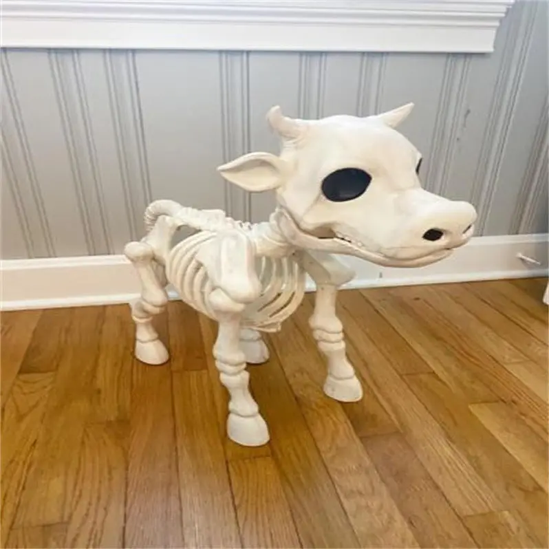 2023 Cow Skeleton Prop – Realistic Farm-Themed Halloween Yard Art