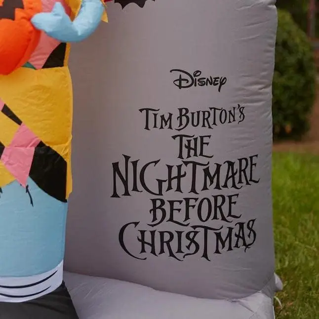 7-Foot Jack Skellington & Sally Halloween Scene – Animated Lawn Display