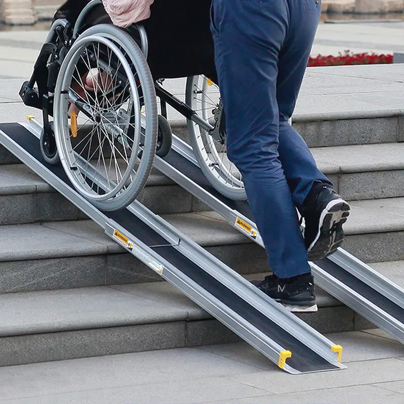 Adjustable Aluminum Wheelchair Ramp Set – Lightweight Portable Access Ramp with Non-Slip Surface for Doors and Steps 2