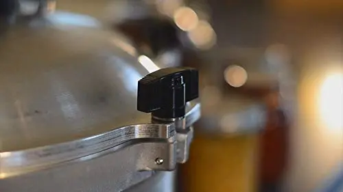 All-American 30-Quart Pressure Canner – Heavy-Duty Silver Electric or Stovetop Model (Model 930)