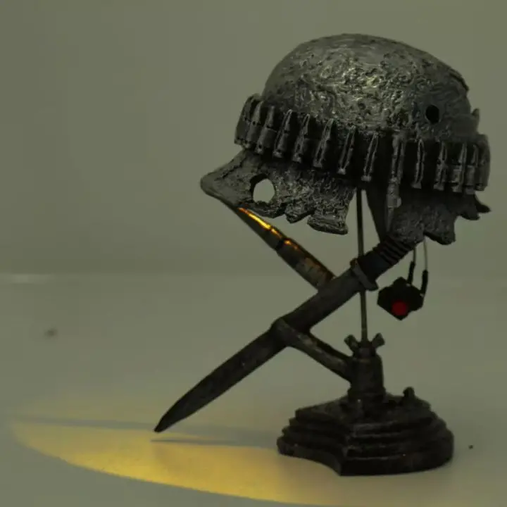 AntiqueLume Vintage Steel Helmet Table Lamp – Industrial-Chic Historical Lighting Fixture