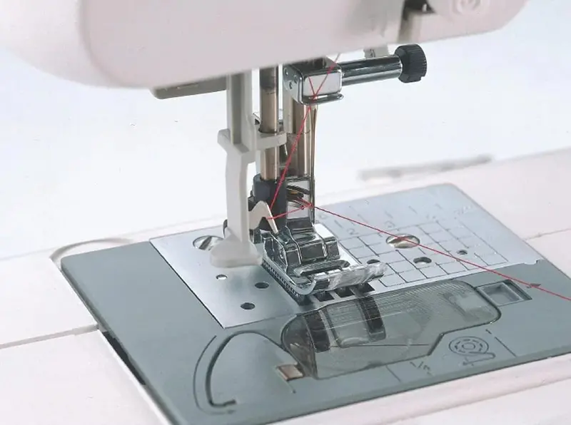 Brother Computerized Sewing & Quilting Machine — 165 Stitches, LCD Screen, and Extended Table