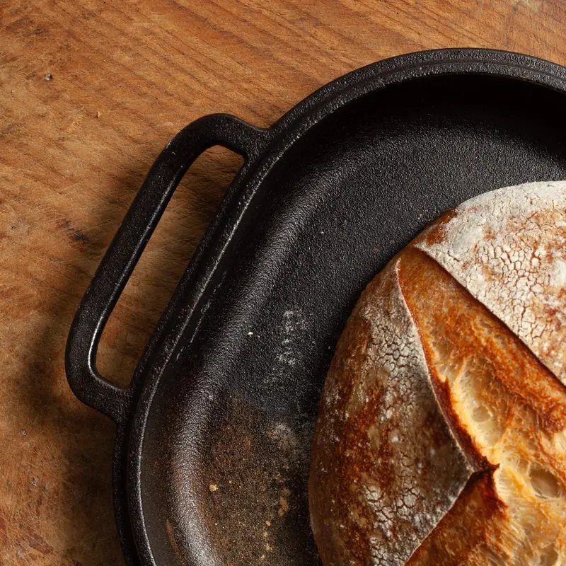 Challenger Cast Iron Bread Pan – Heavy-Duty Loaf Baking Dish for Even Heat Distribution