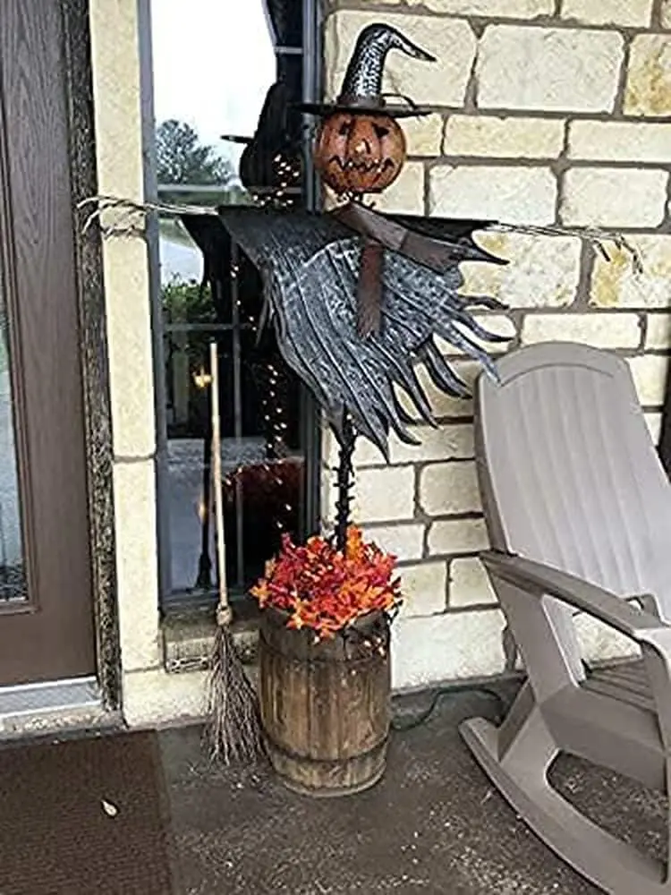 Classic Halloween Scarecrow & Jack-O'-Lantern Yard Decoration Set
