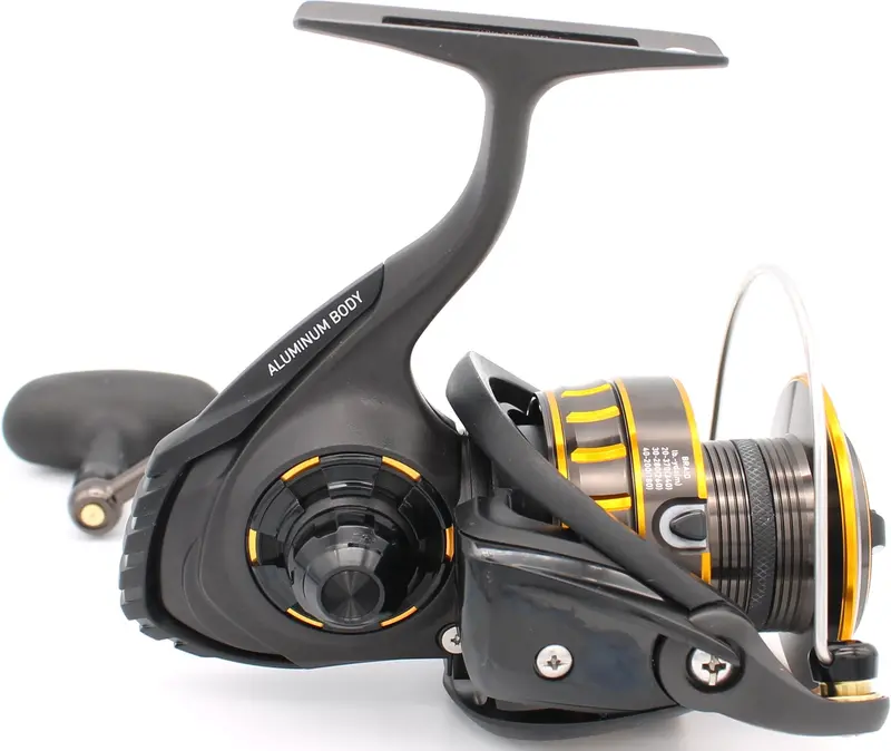 Daiwa BG Spinning Reel — Black Anodized Aluminum Body, Digigear Drive, Air Rotor, Sealed Drag for All-Water Fishing