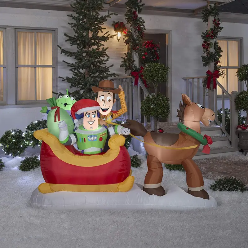 Disney Toy Story Inflatable Christmas Scene with Sleigh – Outdoor Holiday Decor