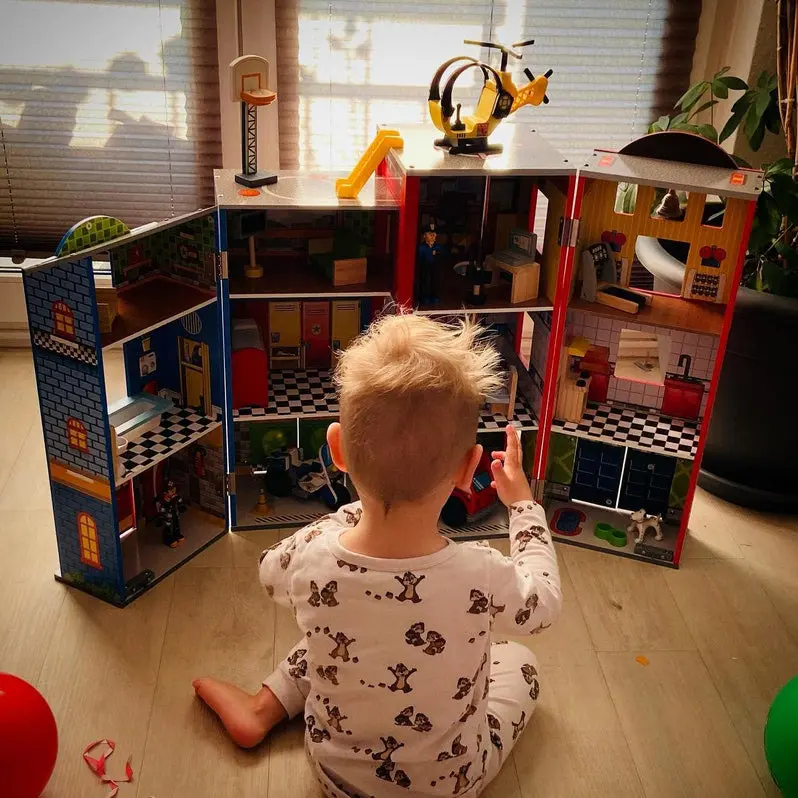 Foldable Three-Tier Wooden Playset with 26 Accessories
