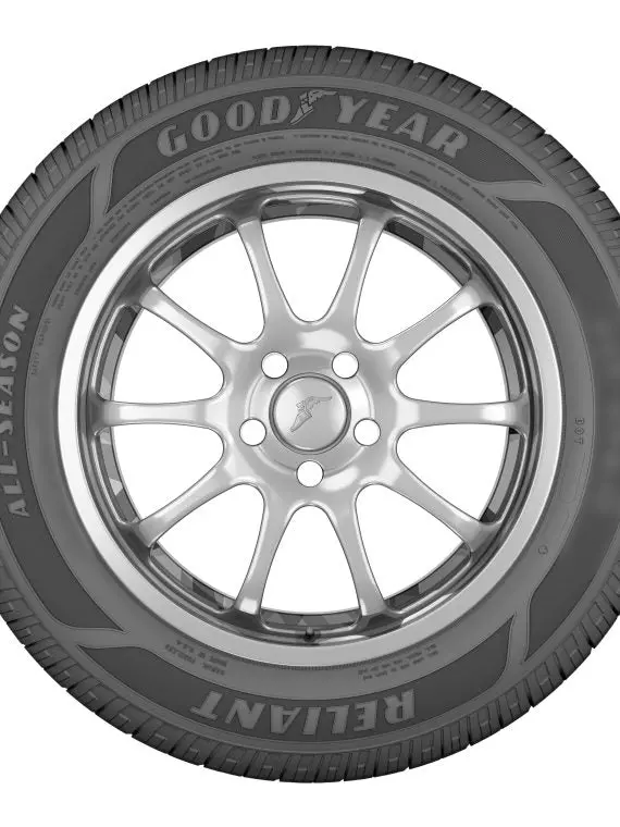 Goodyear Reliant All-Season Tire – 225/65R17, Load Index 102H