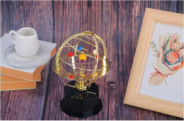 Handcrafted Brass Orrery Model – Mechanical Solar System Replica Featuring Five Planets
