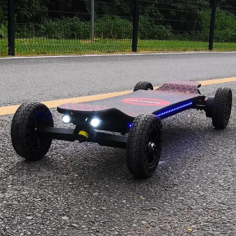High-Performance Electric Skateboard – 4000W Motor, 35 mph Top Speed, 22-Mile Range