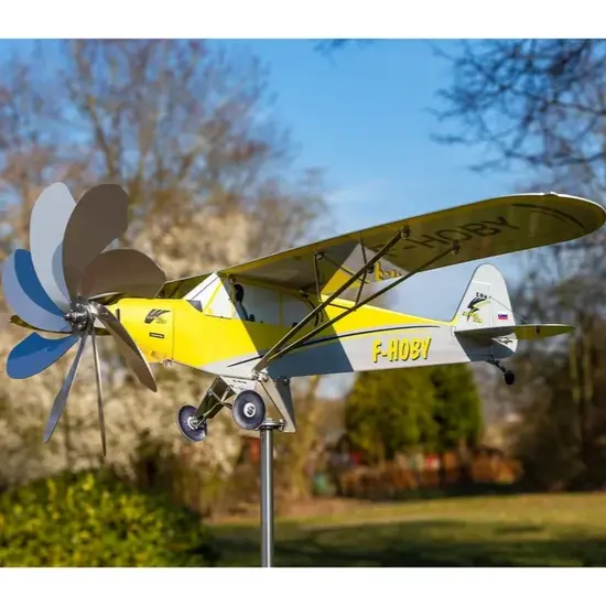 Historic Flight Wind Spinner – Aviation-Inspired Outdoor Kinetic Sculpture
