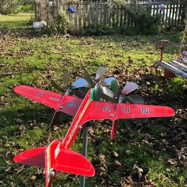 Historic Flight Wind Spinner – Aviation-Inspired Outdoor Kinetic Sculpture