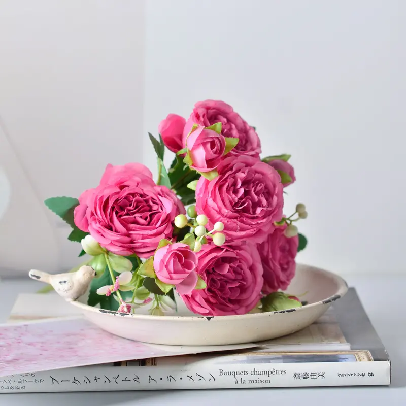 Korean-Inspired Handheld Peony Bouquet – 5-Stem Silk Arrangement, 31 cm