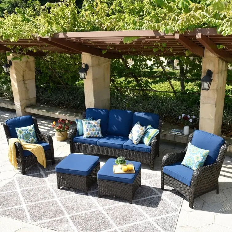Latimer Wicker 5-Piece Outdoor Seating Set – All-Weather Rattan Furniture with Cushions