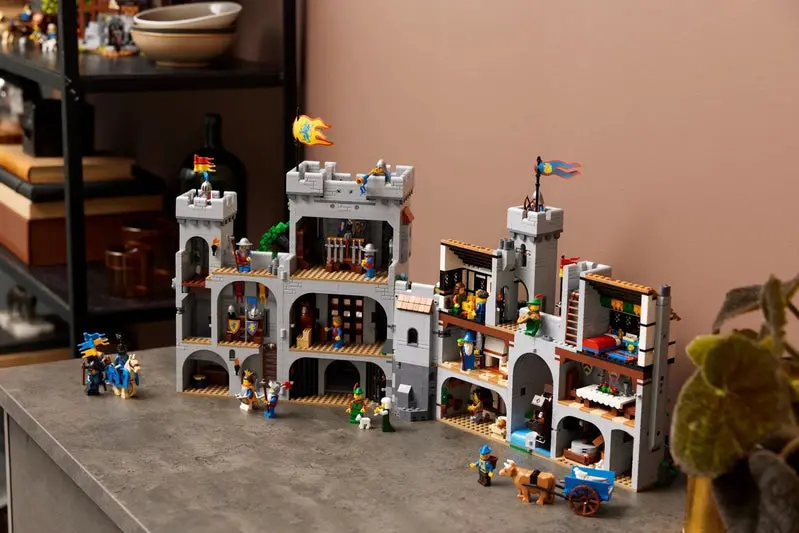 Lion Knights Medieval Castle Playset – Interactive Building Toy