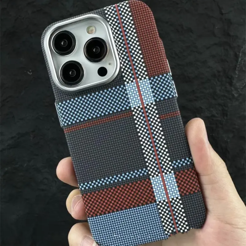 MagSafe iPhone Case with Aluminum Bracket and Textured 3D Surface