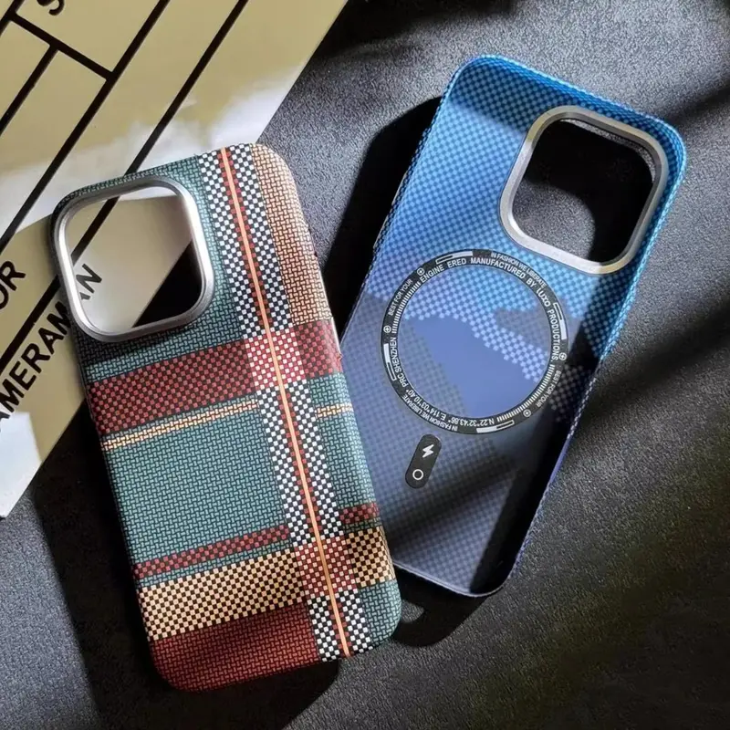 MagSafe iPhone Case with Aluminum Bracket and Textured 3D Surface