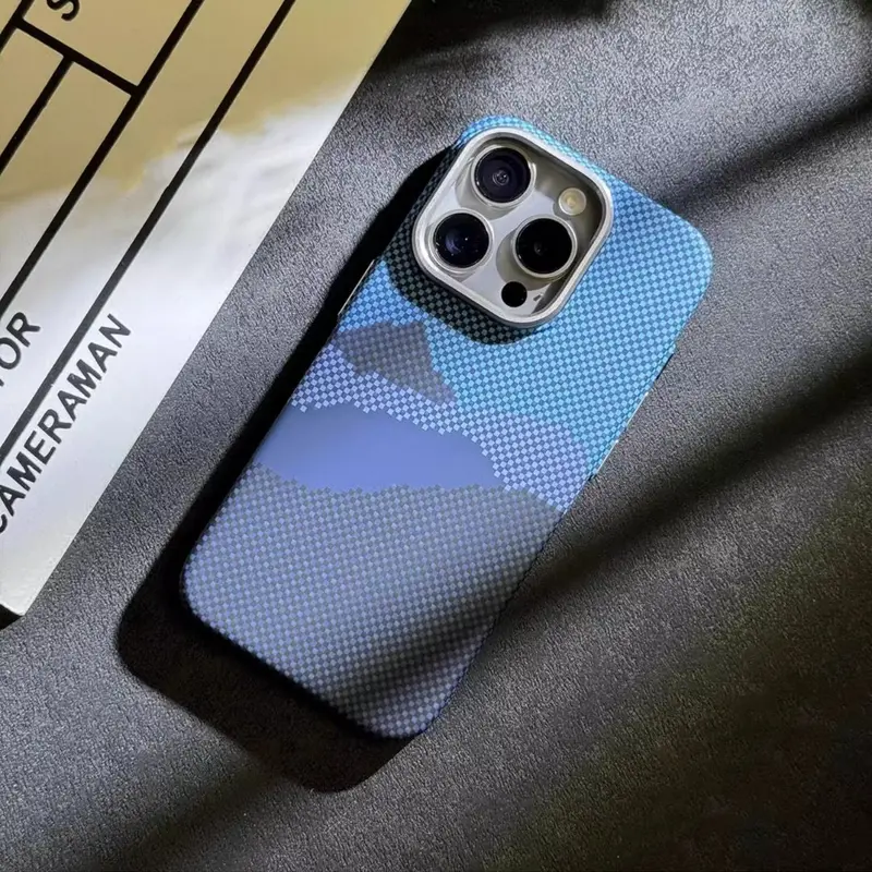 MagSafe iPhone Case with Aluminum Bracket and Textured 3D Surface