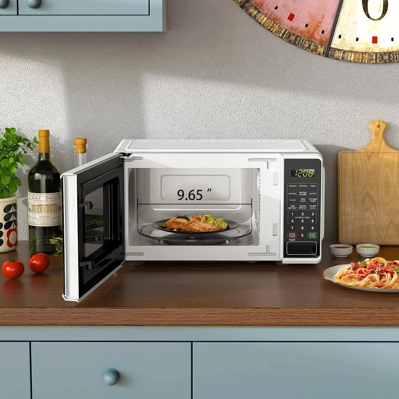 Mainstays 0.7 Cu. Ft. Countertop Microwave Oven – 700W, Compact White Design