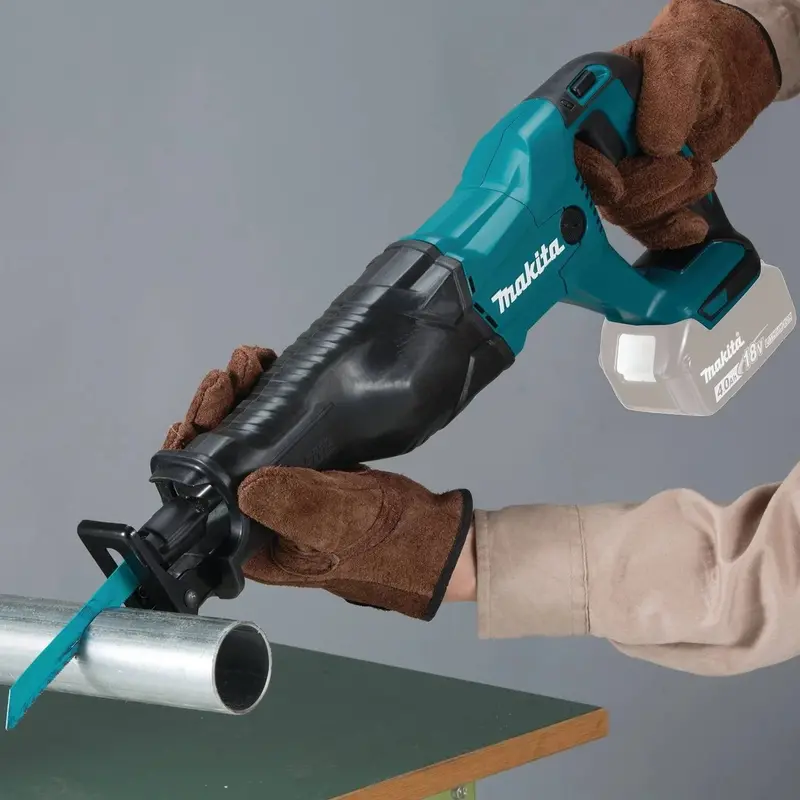 Makita 18V LXT Cordless Recipro Saw for Fast, Precision Cutting