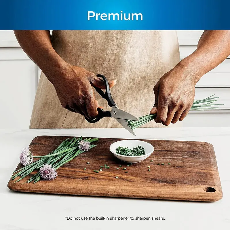 Ninja NeverDull Premium 17-Piece Knife System – Self-Sharpening Block, Ergonomic Handles, Stainless Steel/Black Finish