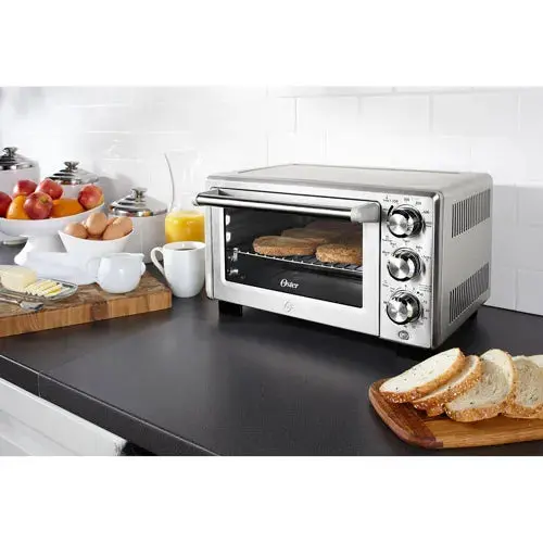 Oster Convection Toaster Oven – Stainless Steel, Family-Sized, Adjustable Racks & Rapid Heat Technology