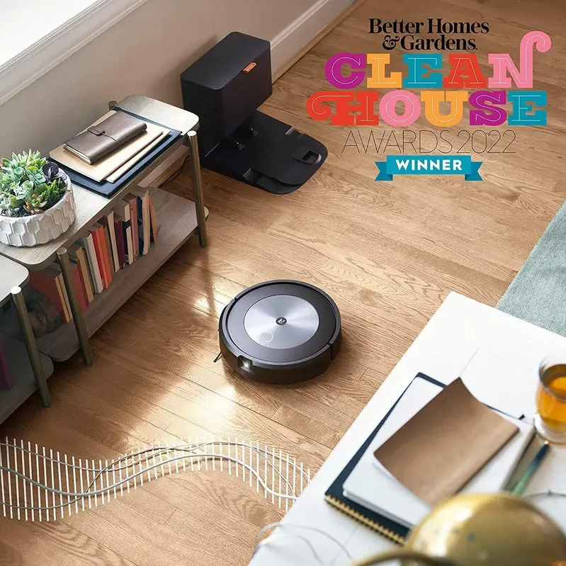 Roomba j7+ Renewed Self-Emptying Robot Vacuum – AI-Powered Cleaning