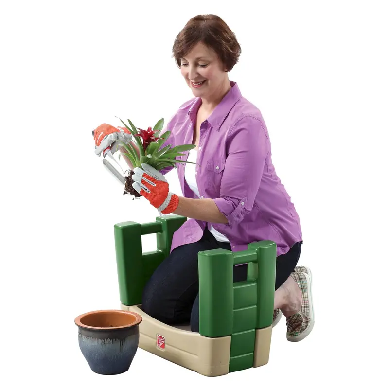 Step2 Garden Kneeler & Seat – Dual-Function Outdoor Tool with Comfortable Cushioned Surface (Green)