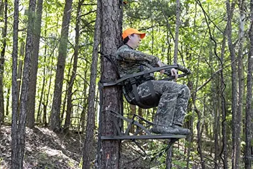Summit Viper SD Climbing Treestand – Lightweight Aluminum, Padded Seat, 300 lb Capacity + Harness