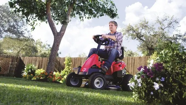 Troy-Bilt TB30 Remanufactured Riding Lawn Mower – 30" Cutting Width, 382cc Engine, 6-Speed Transmission