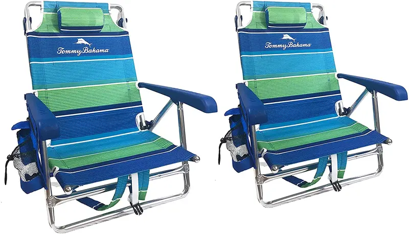 Two-Piece Beach Chair Set with Integrated Storage Pouches and Towel Bars